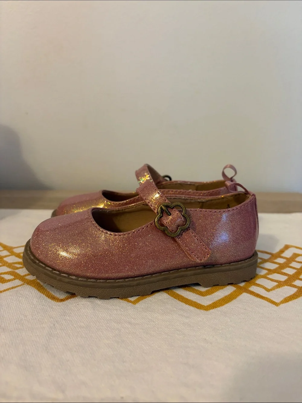 Old Navy Sparkle Mary Jane Shoes - Pink